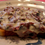 Creamed chipped beef on toast